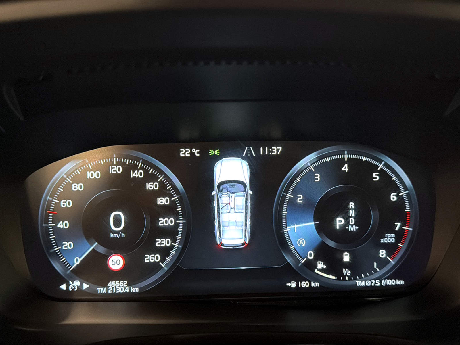 VOLVO V60 2.0 B5 Inscription AWD-image-9