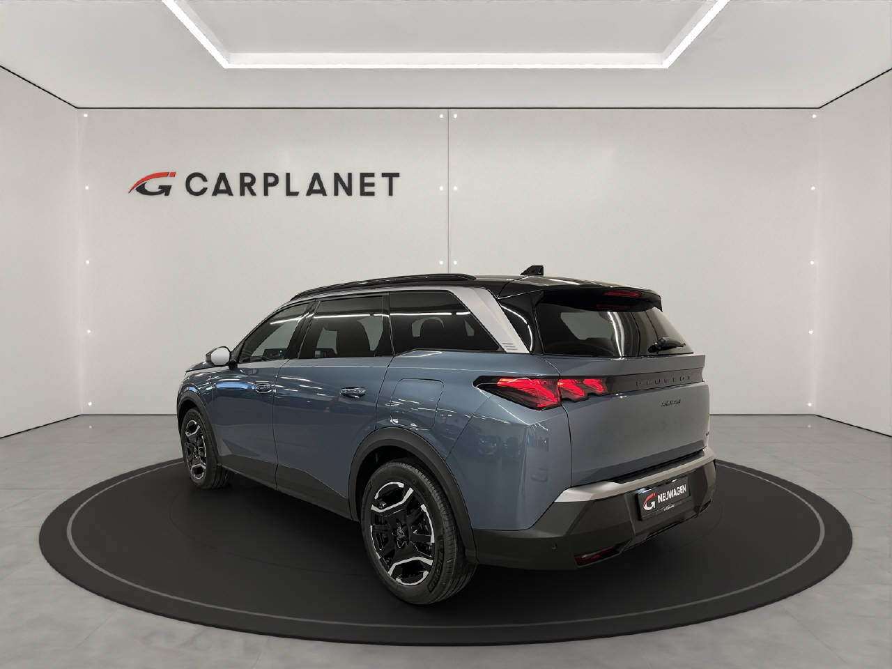 PEUGEOT 5008 1.6 PHEV 225 GT-image-3