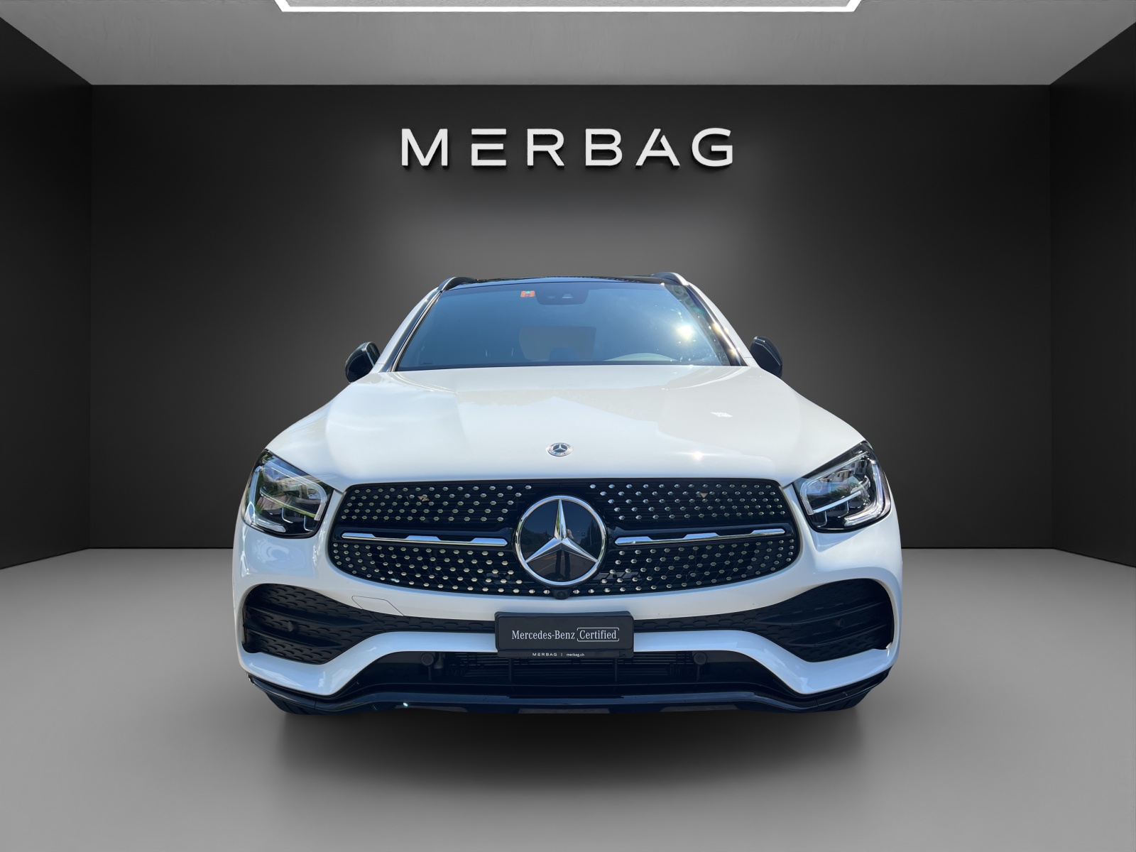 MERCEDES-BENZ GLC 200 AMG Line 4Matic 9G-Tronic-image-1