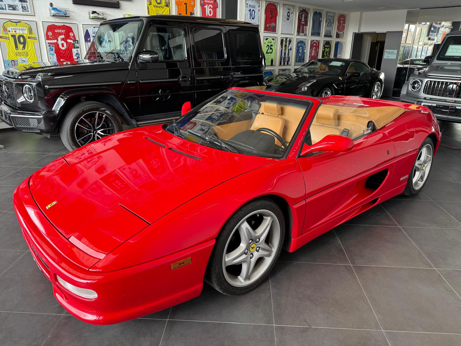 FERRARI F355 Spider-showroom-element-3