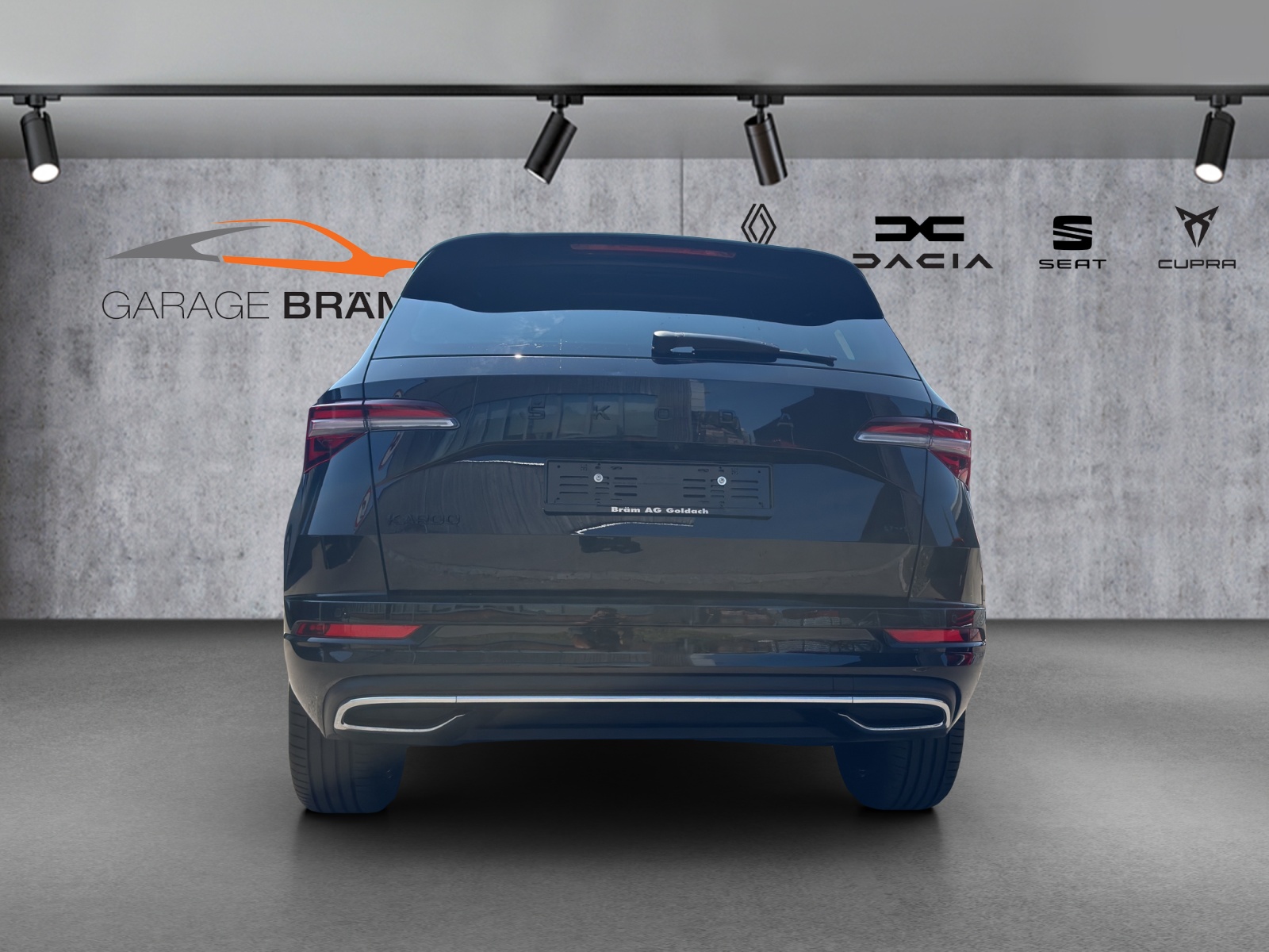 SKODA Karoq 2.0 TDI CR Sport Line 4x4 DSG-image-4