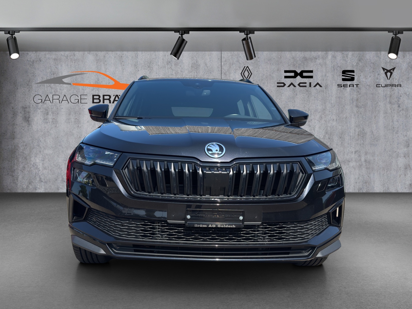 SKODA Karoq 2.0 TDI CR Sport Line 4x4 DSG-image-1
