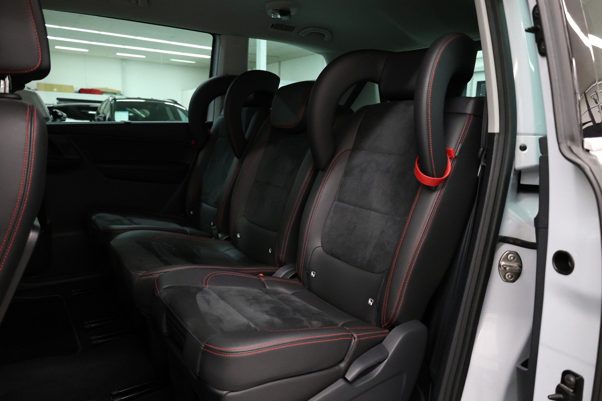 SEAT Alhambra 2.0 TDI 177 Hola FR 4x4DSG S/S-image-32
