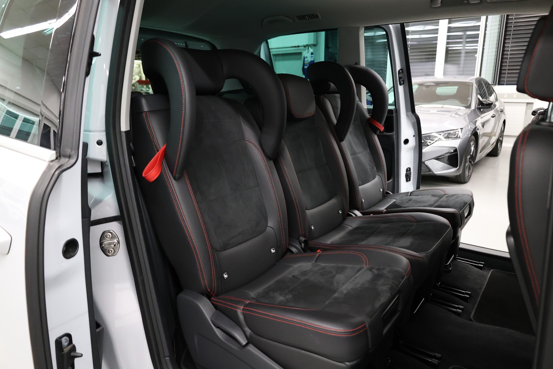 SEAT Alhambra 2.0 TDI 177 Hola FR 4x4DSG S/S-image-31