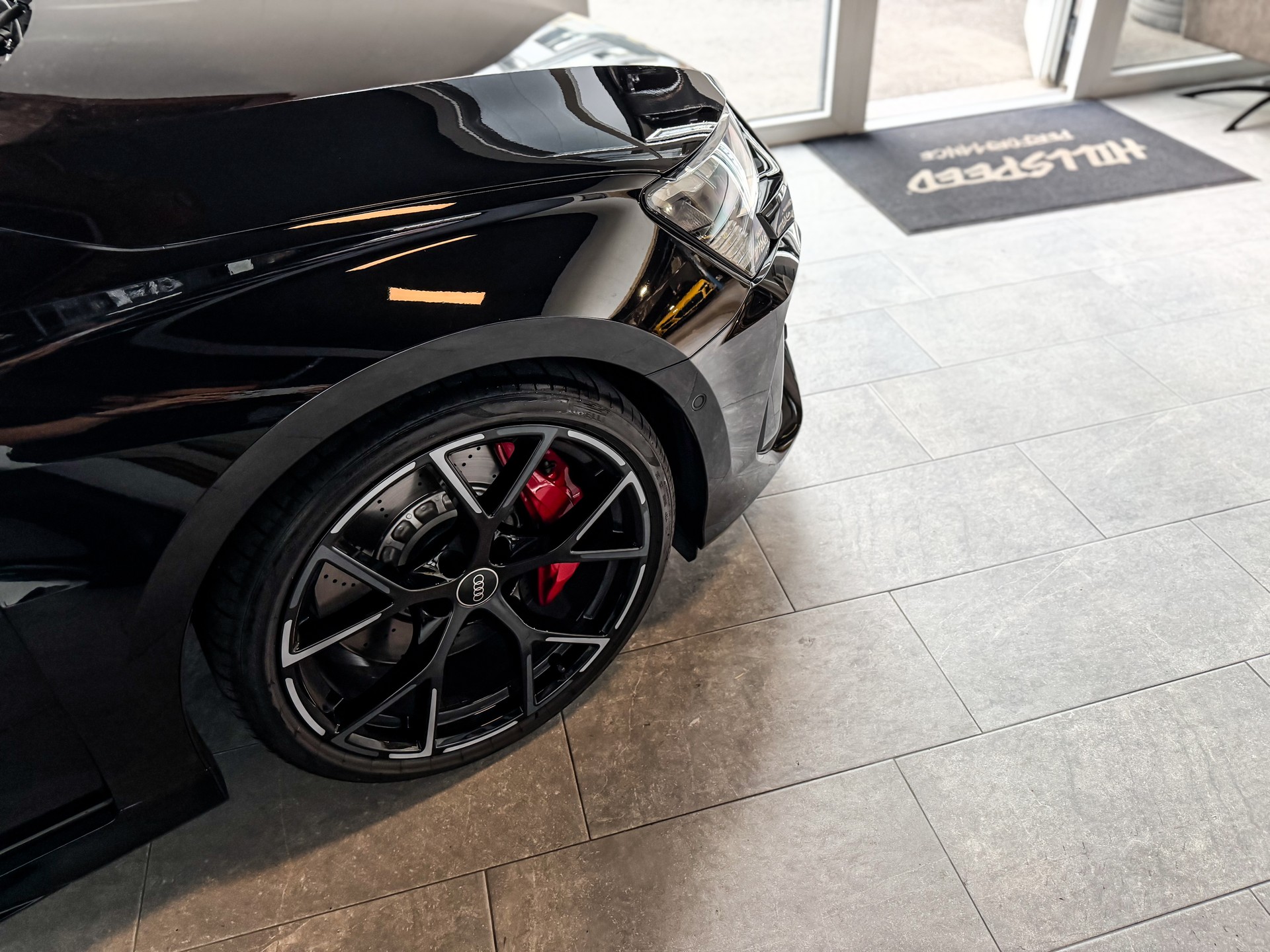 AUDI RS3 Sportback 2.5 TSI quattro S-tronic-image-3