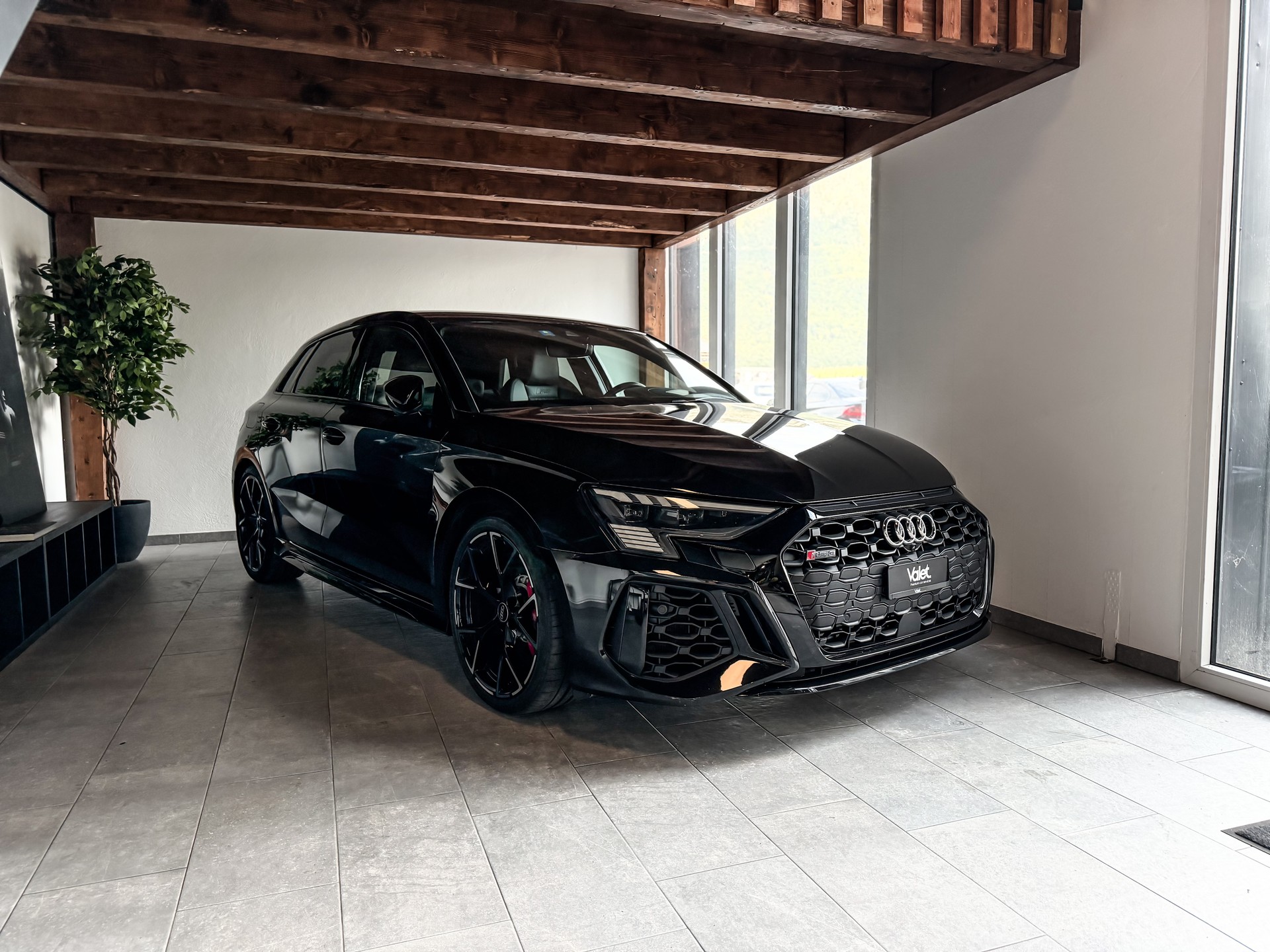 AUDI RS3 Sportback 2.5 TSI quattro S-tronic-image-1