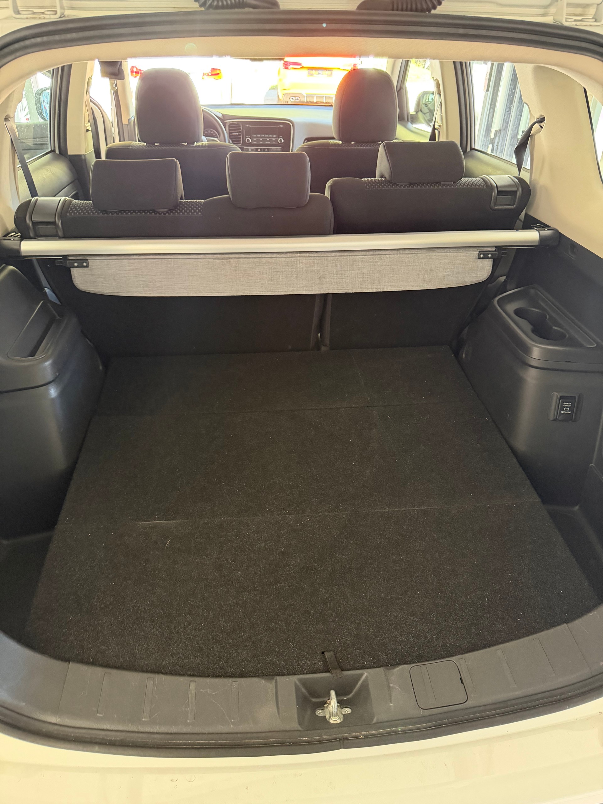 MITSUBISHI Outlander 2.0 Pure 2WD-image-13
