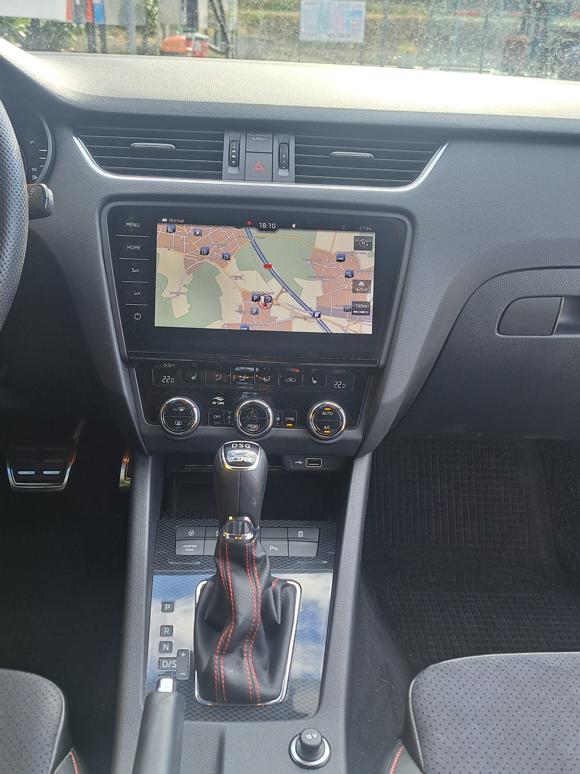 SKODA Octavia Combi 2.0 TDI RS Final Edition 4x4 DSG-image-3