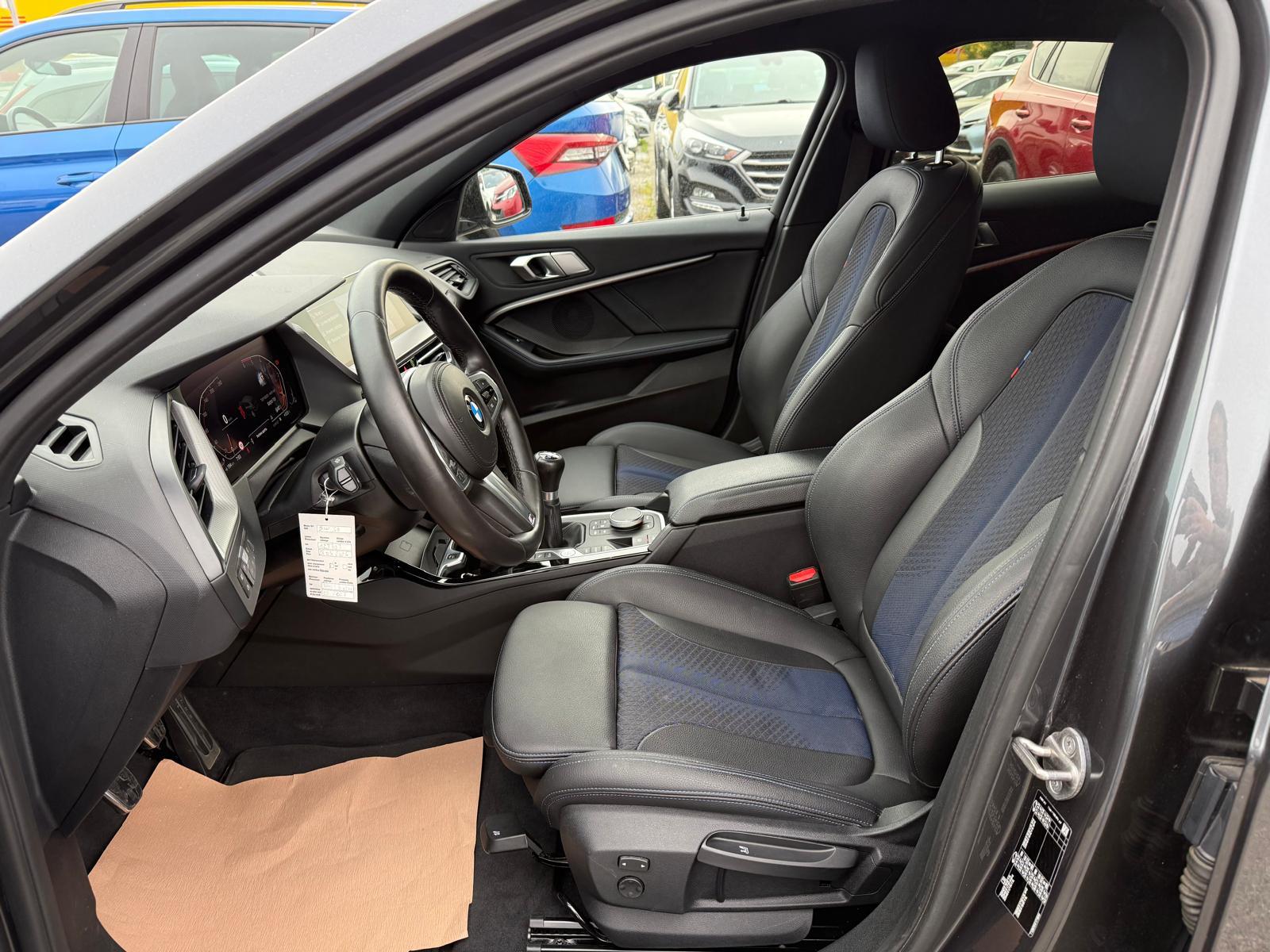 BMW 116d-image-8