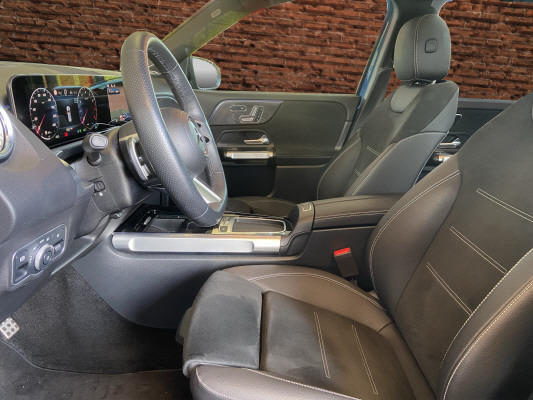 MERCEDES-BENZ GLB 220 4Matic 8G-Tronic-image-11