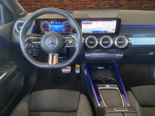 MERCEDES-BENZ GLB 220 4Matic 8G-Tronic-image-10