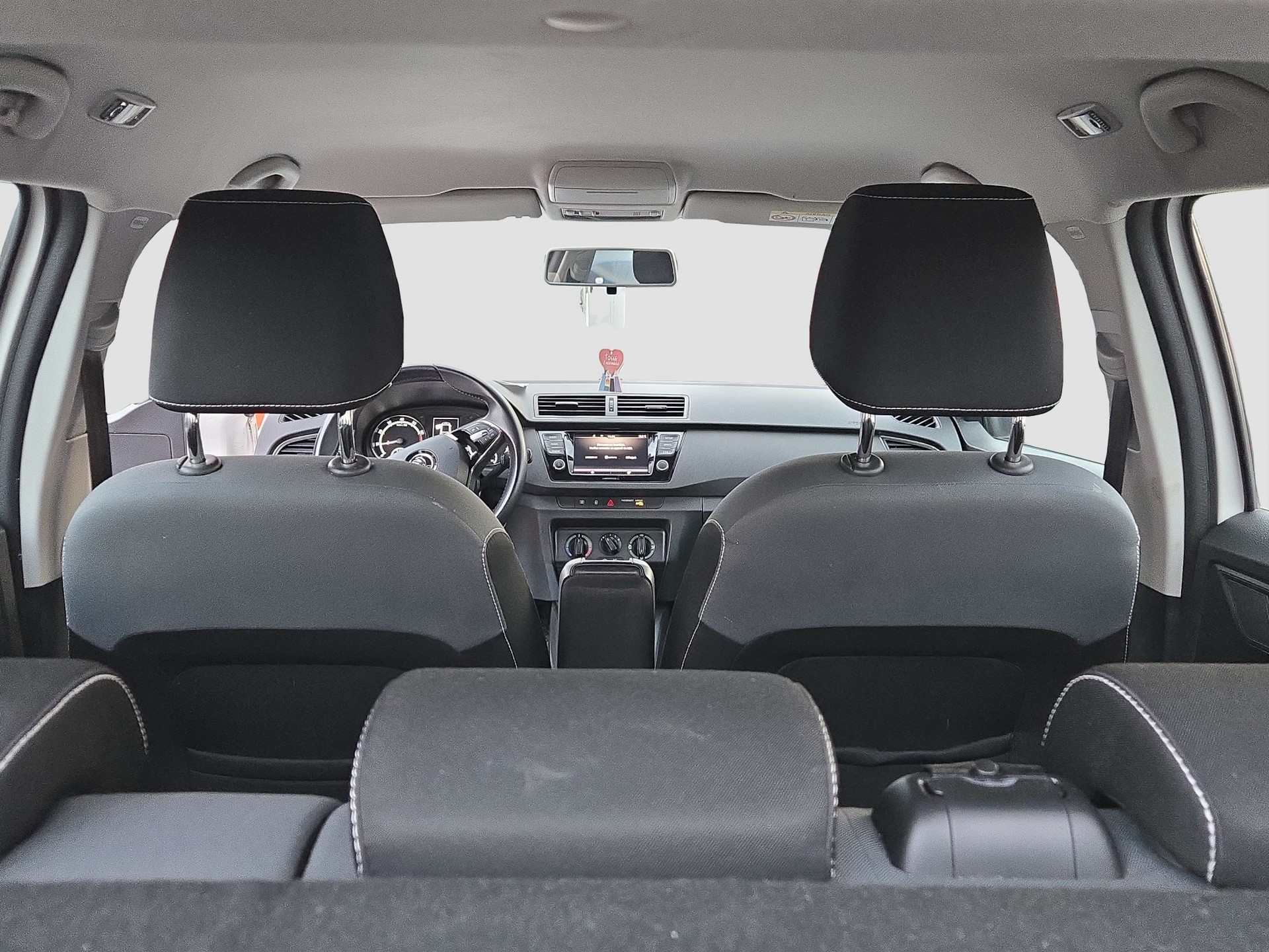 SKODA Fabia 1.0 MPI Drive-image-17