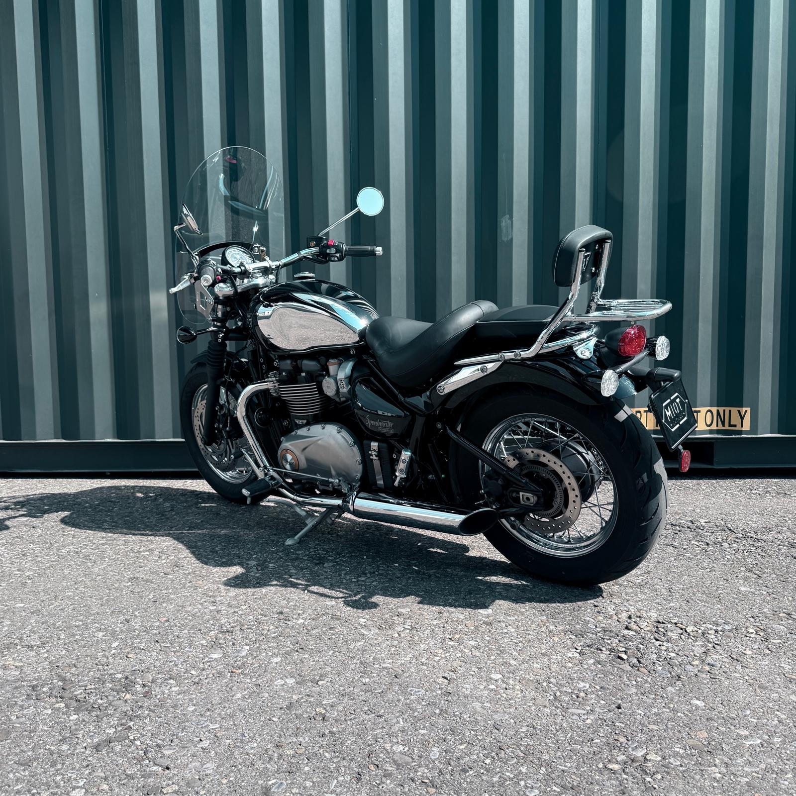 TRIUMPH Bonneville 1200 Speedmaster ABS-showroom-element-1