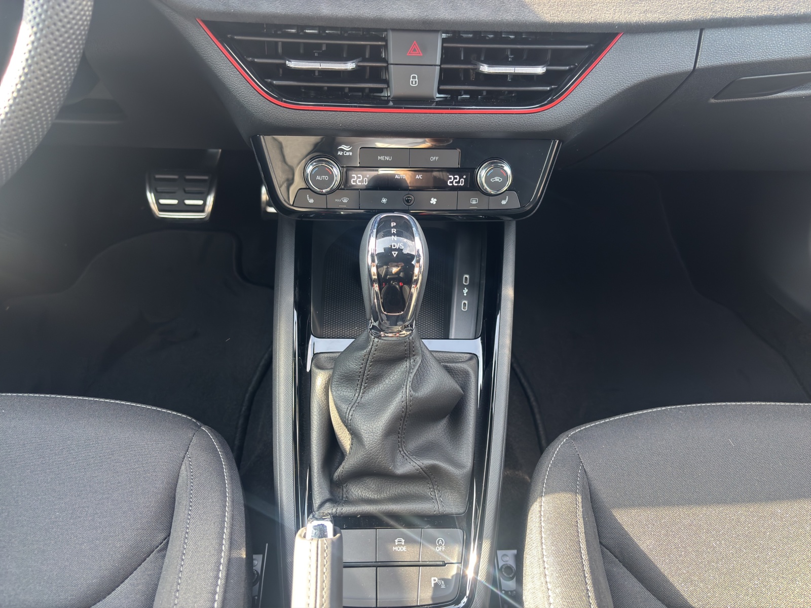 SKODA Scala 1.5 TSI Dynamic DSG-image-11