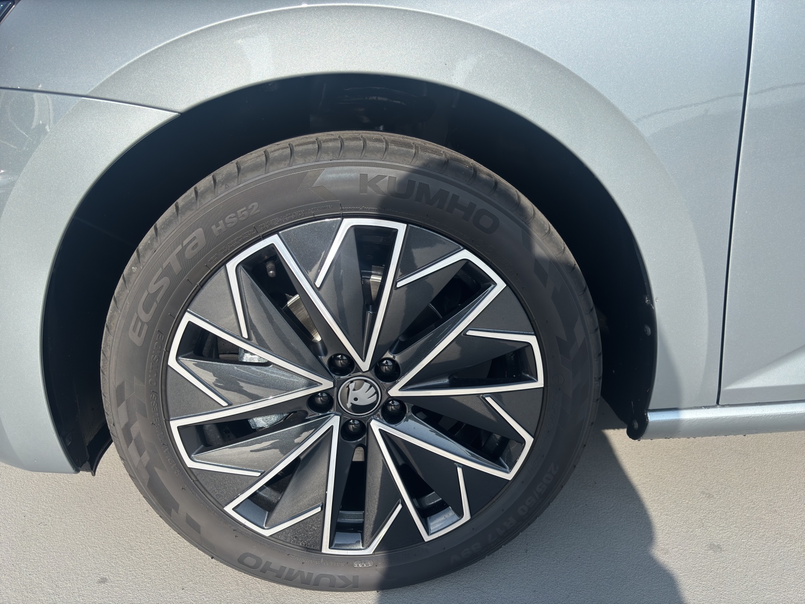 SKODA Scala 1.5 TSI Dynamic DSG-image-7
