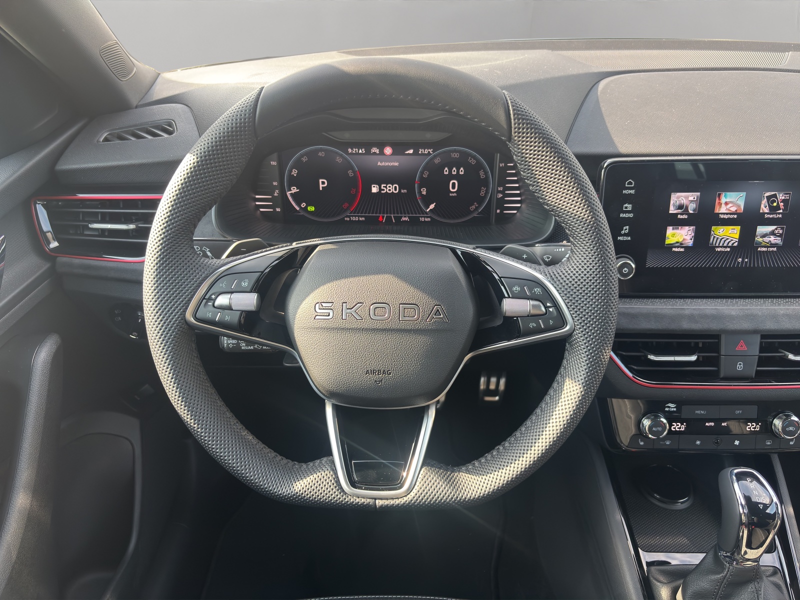 SKODA Scala 1.5 TSI Dynamic DSG-image-10