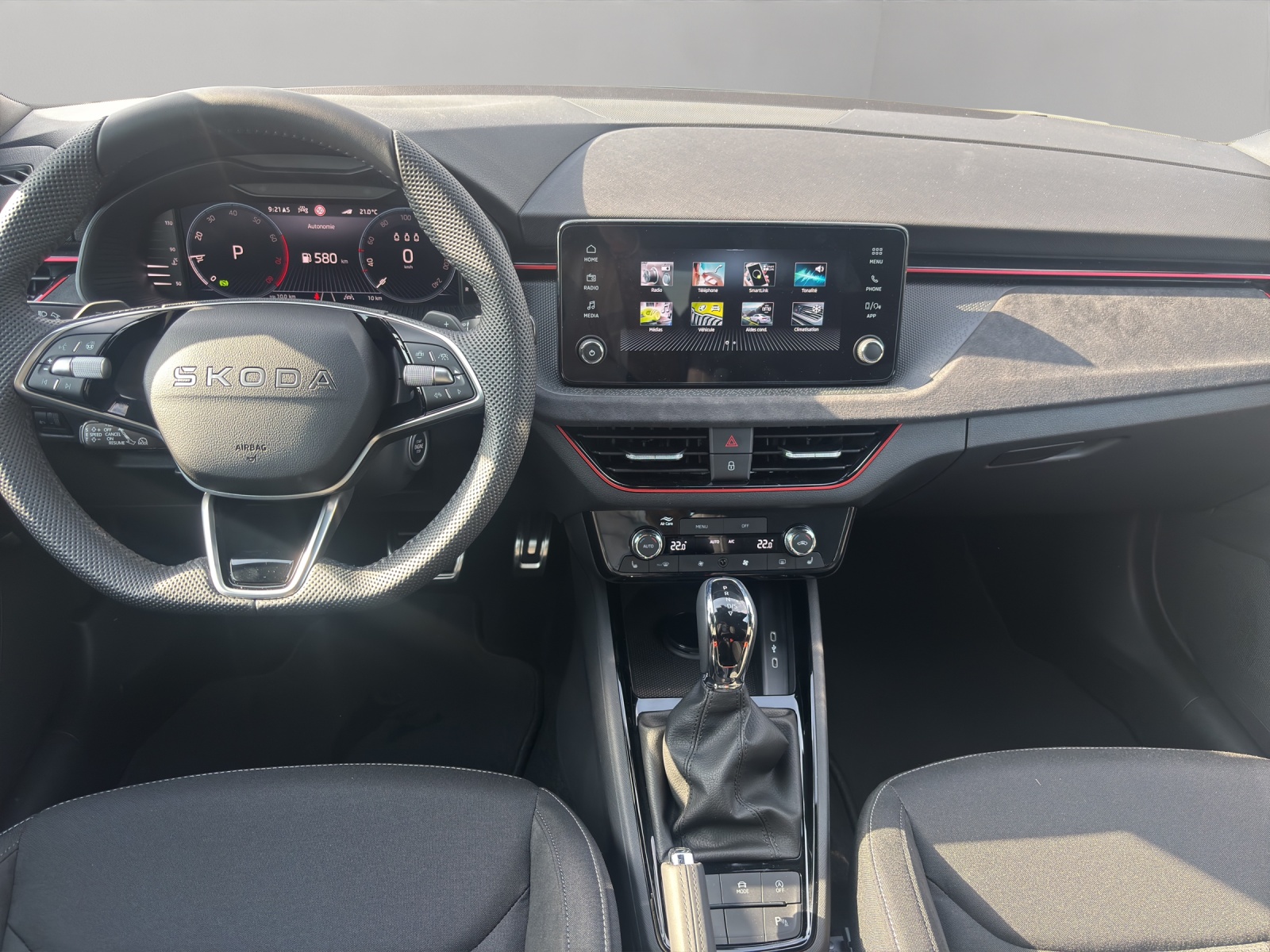 SKODA Scala 1.5 TSI Dynamic DSG-image-9