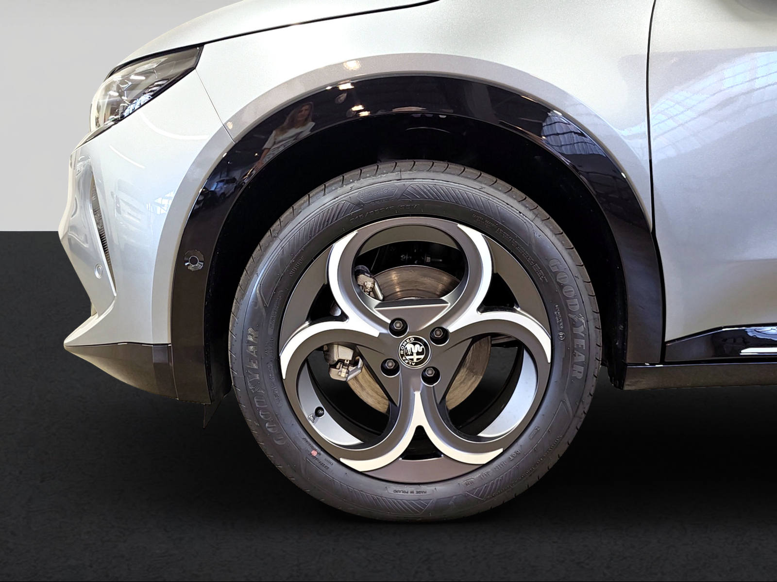 ALFA ROMEO Junior 1.2 48V Hybrid Sport Speciale-image-2