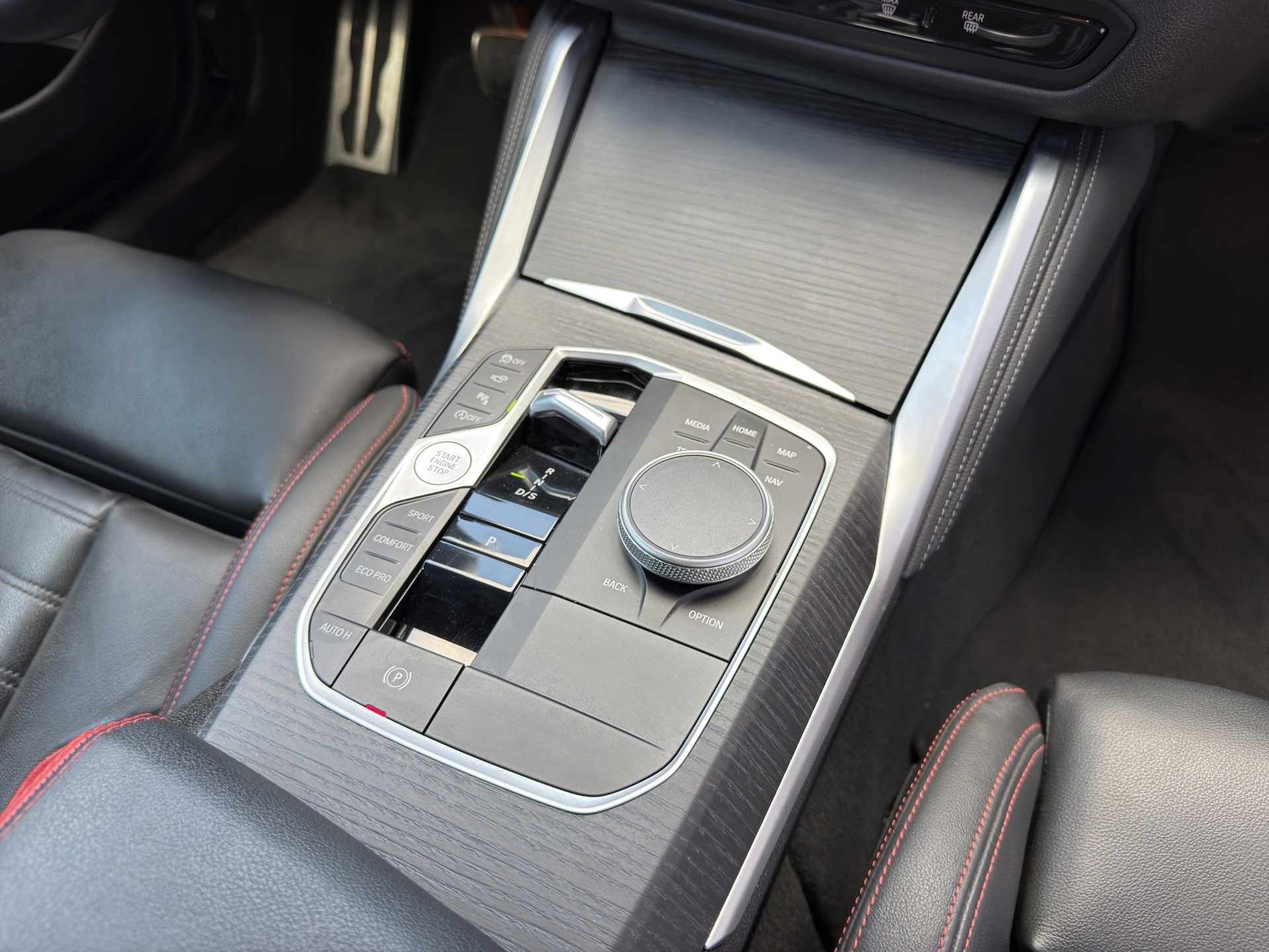 BMW M440i xDrive 48V Coupé M Sport Pro Steptronic-image-26