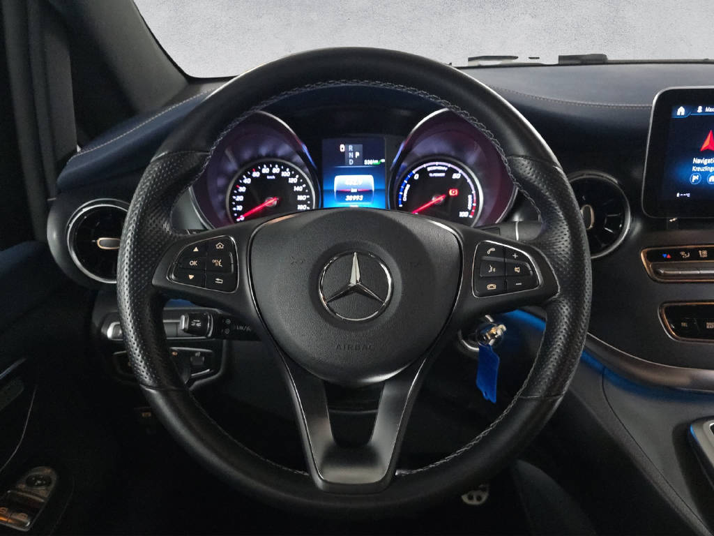 MERCEDES-BENZ EQV 300 Lang-image-11