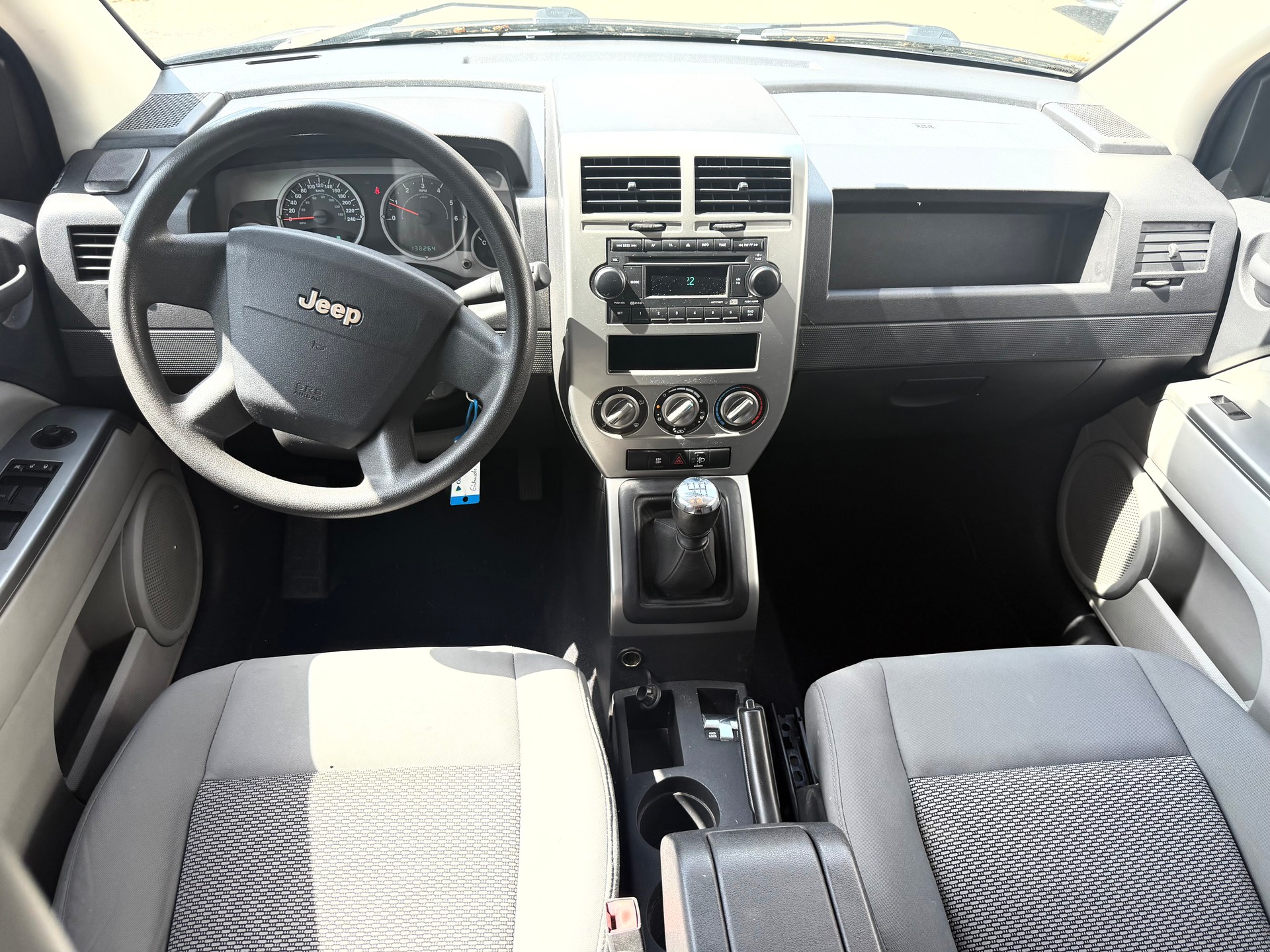 JEEP Compass 2.0 CRD Limited-image-10