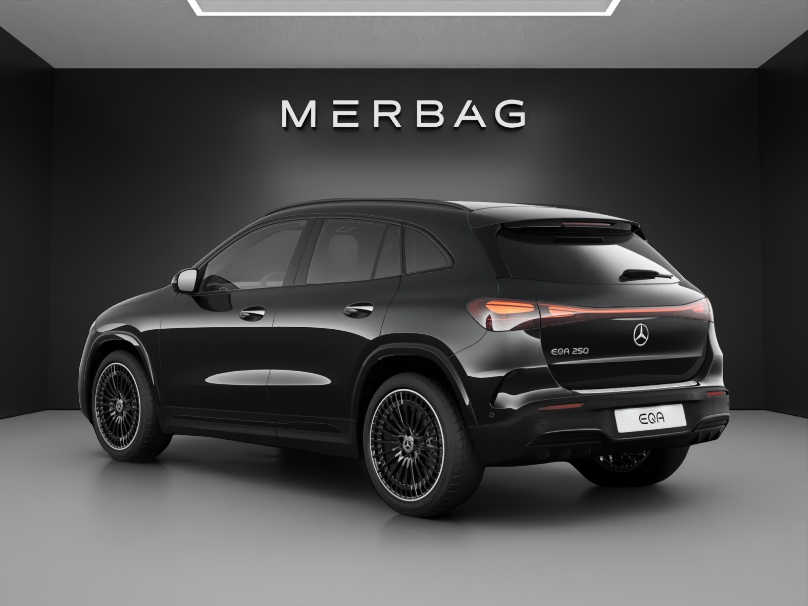 MERCEDES-BENZ EQA 250 66,5kWh-image-4