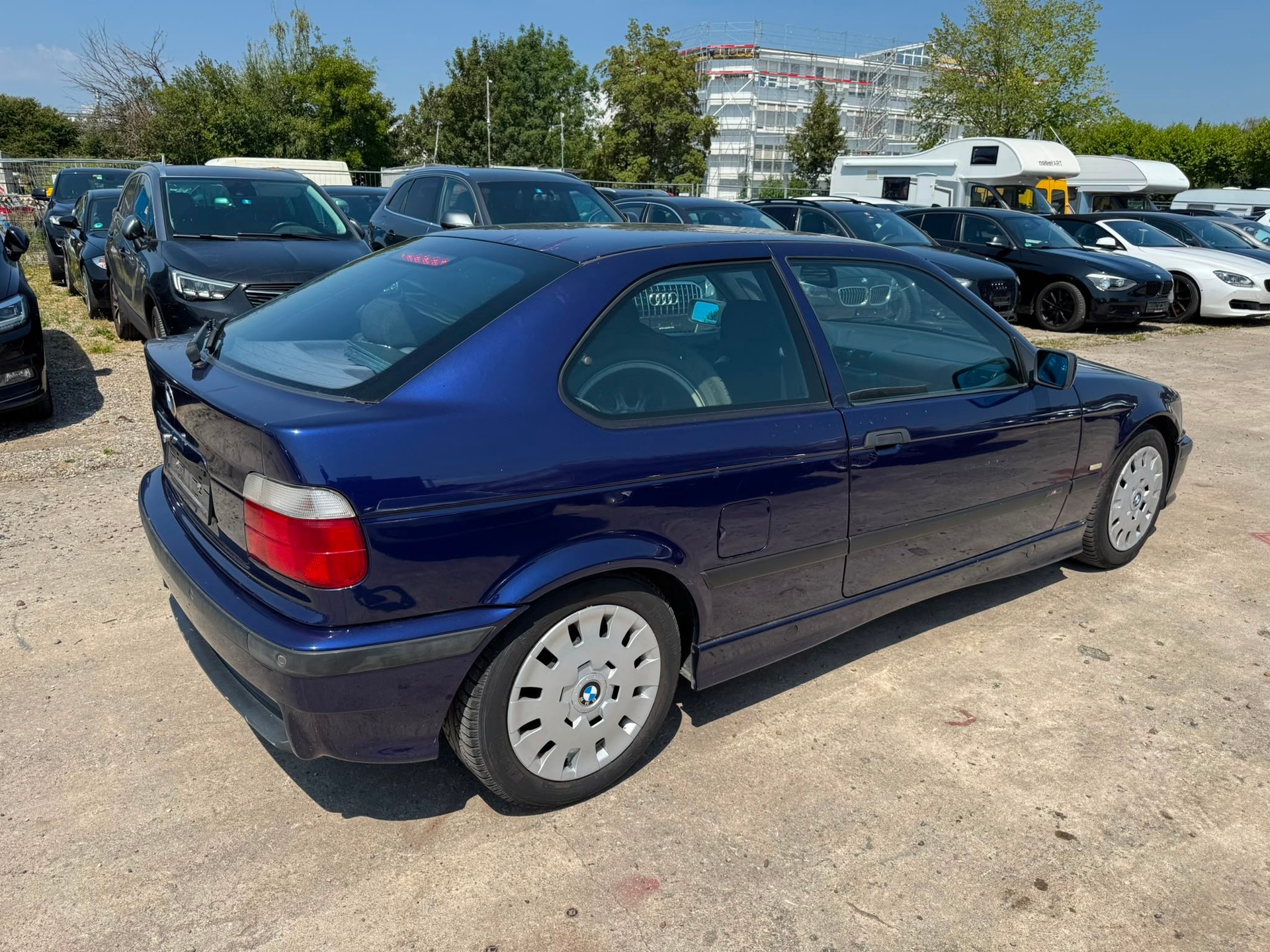 BMW 316i Compact M-Sport-image-3