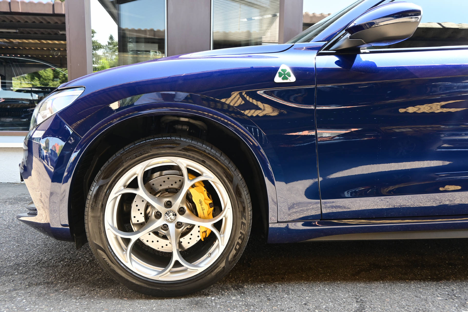 ALFA ROMEO Stelvio 2.9 V6 Biturbo Q4 Quadrifoglio *Montecarlo Blau*-showroom-element-2