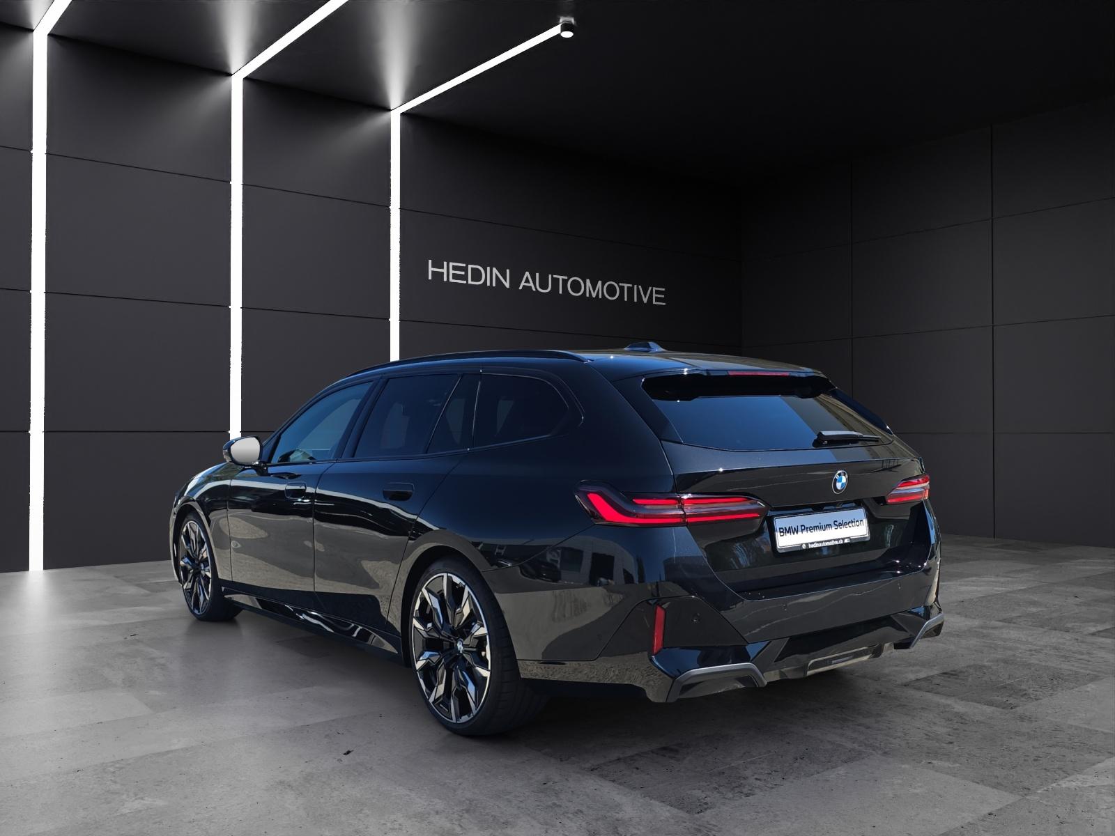 BMW 540d xDrive Touring-showroom-element-2