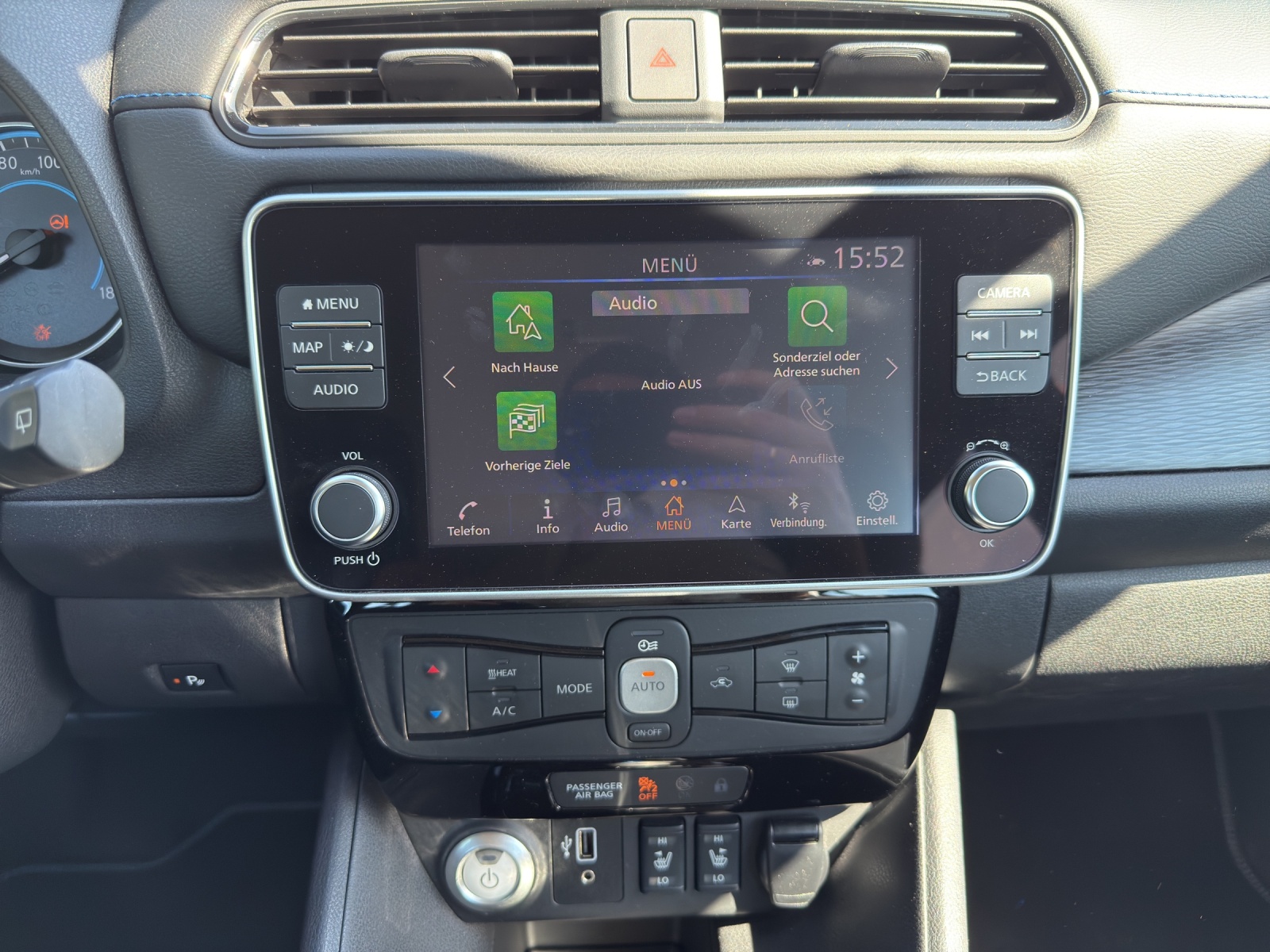 NISSAN Leaf Acenta (incl. batt)-image-10