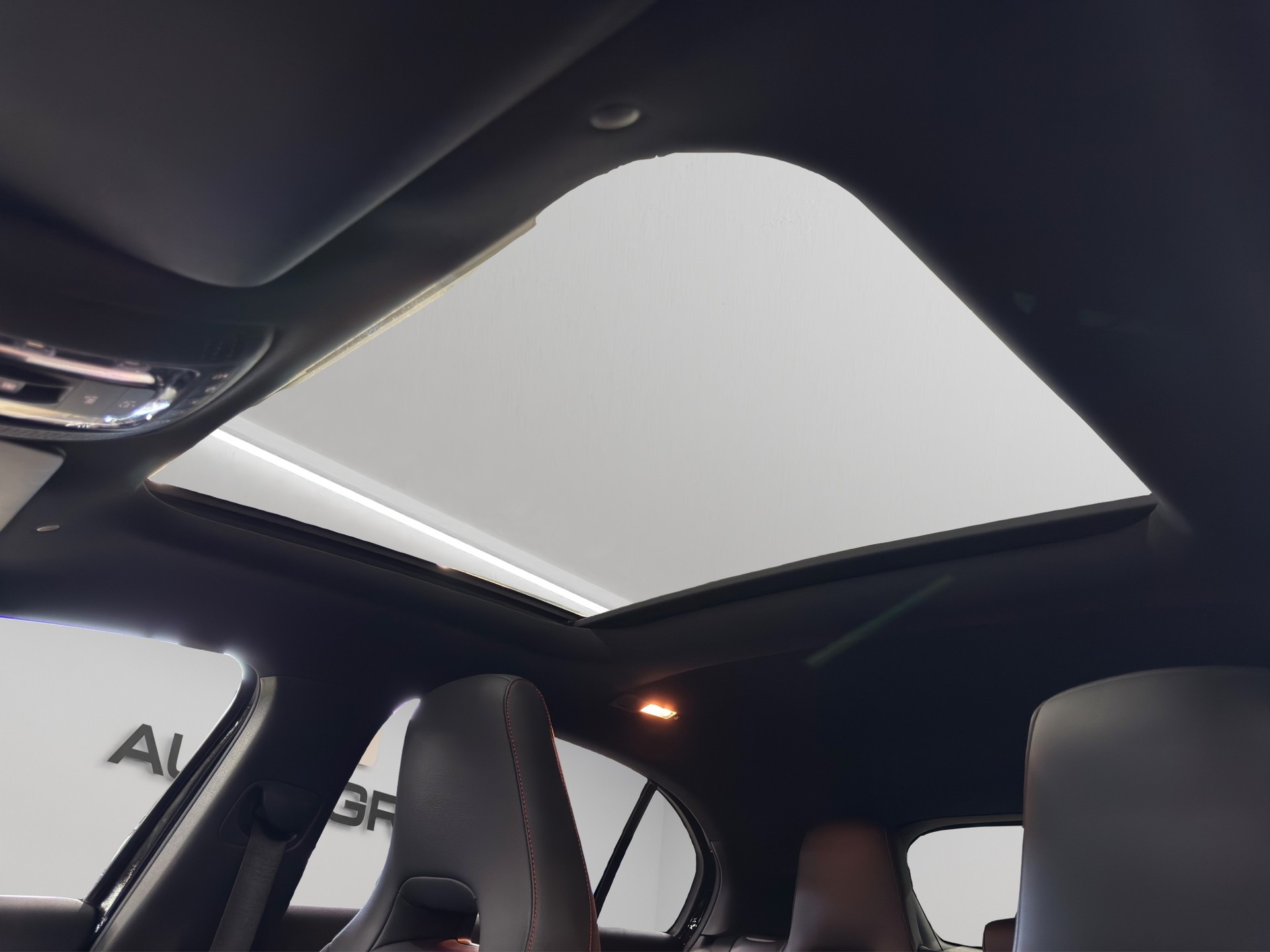 MERCEDES-BENZ A 250 4Matic Style 7G-DCT-image-27