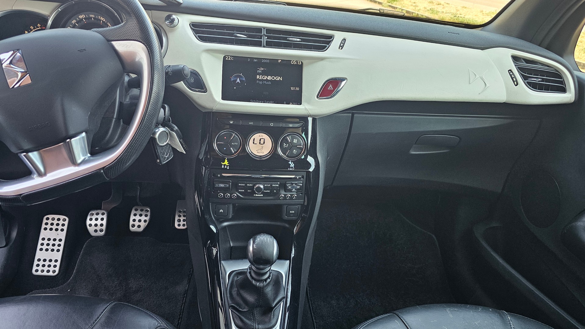 DS AUTOMOBILES DS3 1.6 THP Sport Chic-image-9