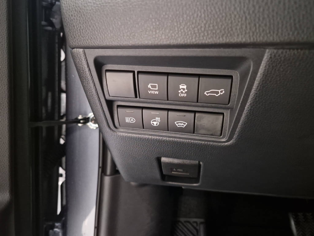 TOYOTA Yaris Cross 1.5 VVT-i HSD Prem 48451/000-image-14