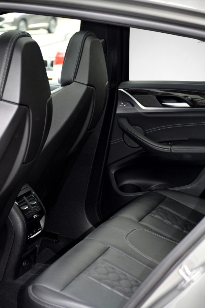 BMW X4M M Competition Steptronic 1 Jahr Garantie-image-10