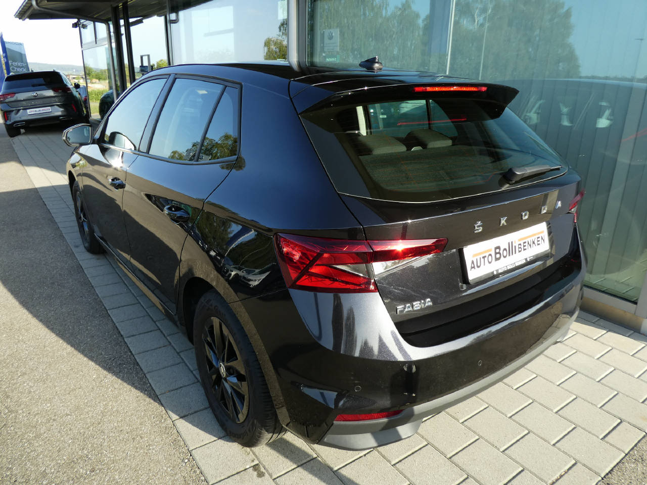 SKODA Fabia 1.0 TSI Ambition-image-6