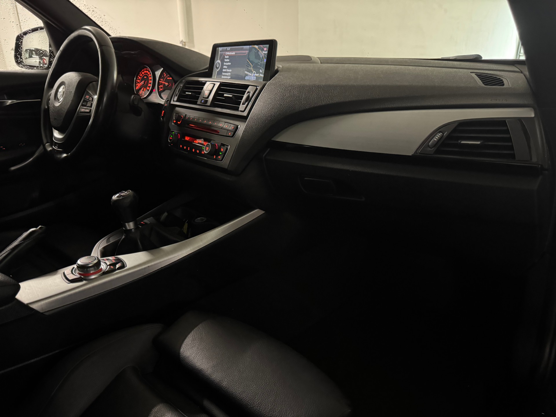 BMW M135i-image-11