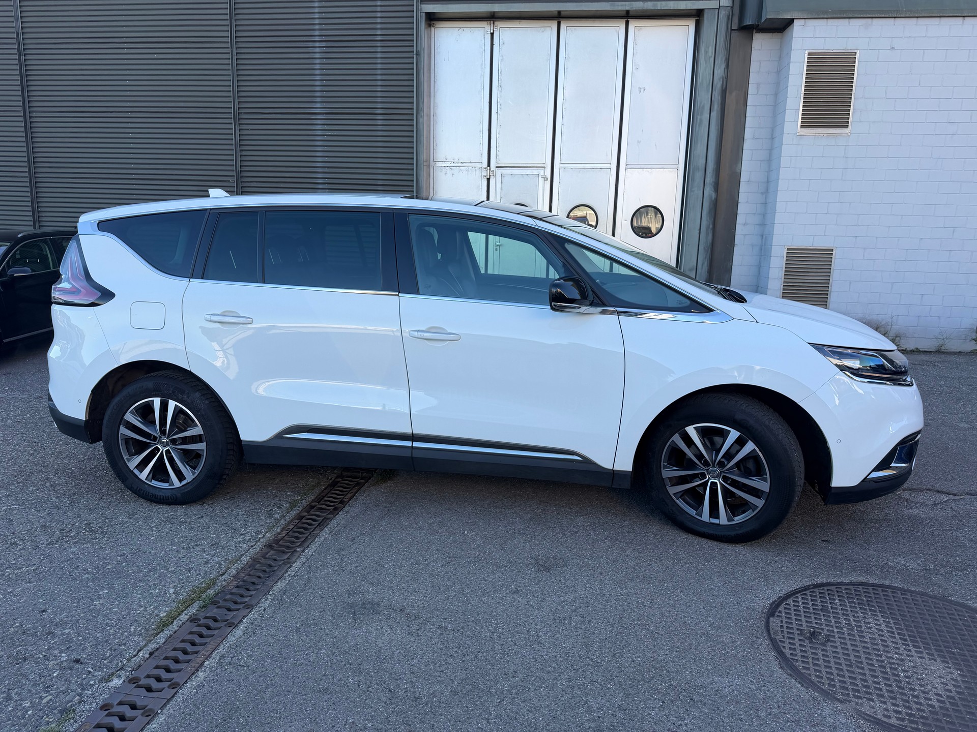 RENAULT Espace 2.0 dCi Intens EDC 6 * Teil-Leder * Gr. Navi * LED * Klima-auto * Tempomat * PDC V&H-RF-Kamera * B6a-image-10