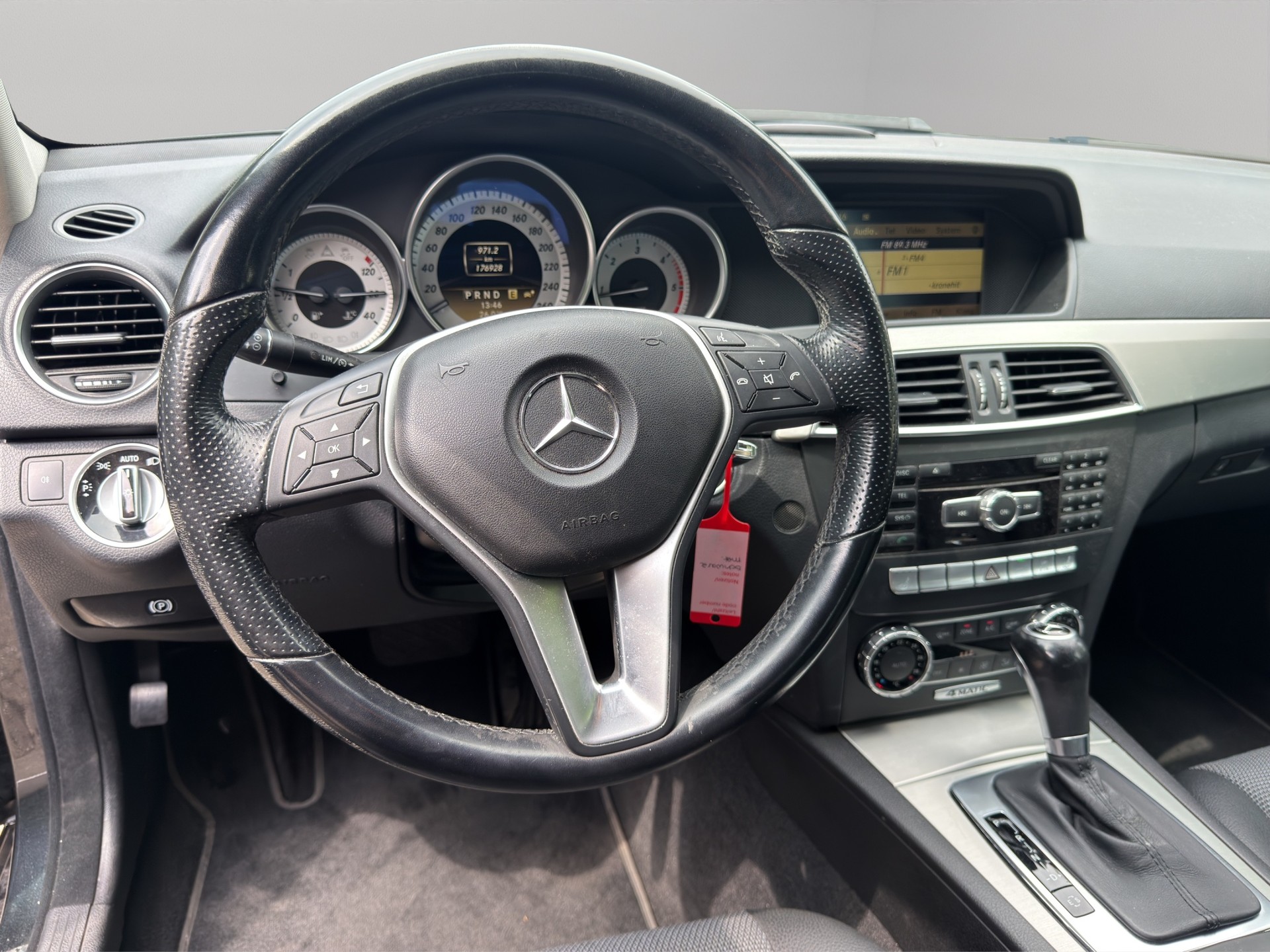 MERCEDES-BENZ C 250 CDI Avantgarde 4Matic 7G-Tronic-image-15