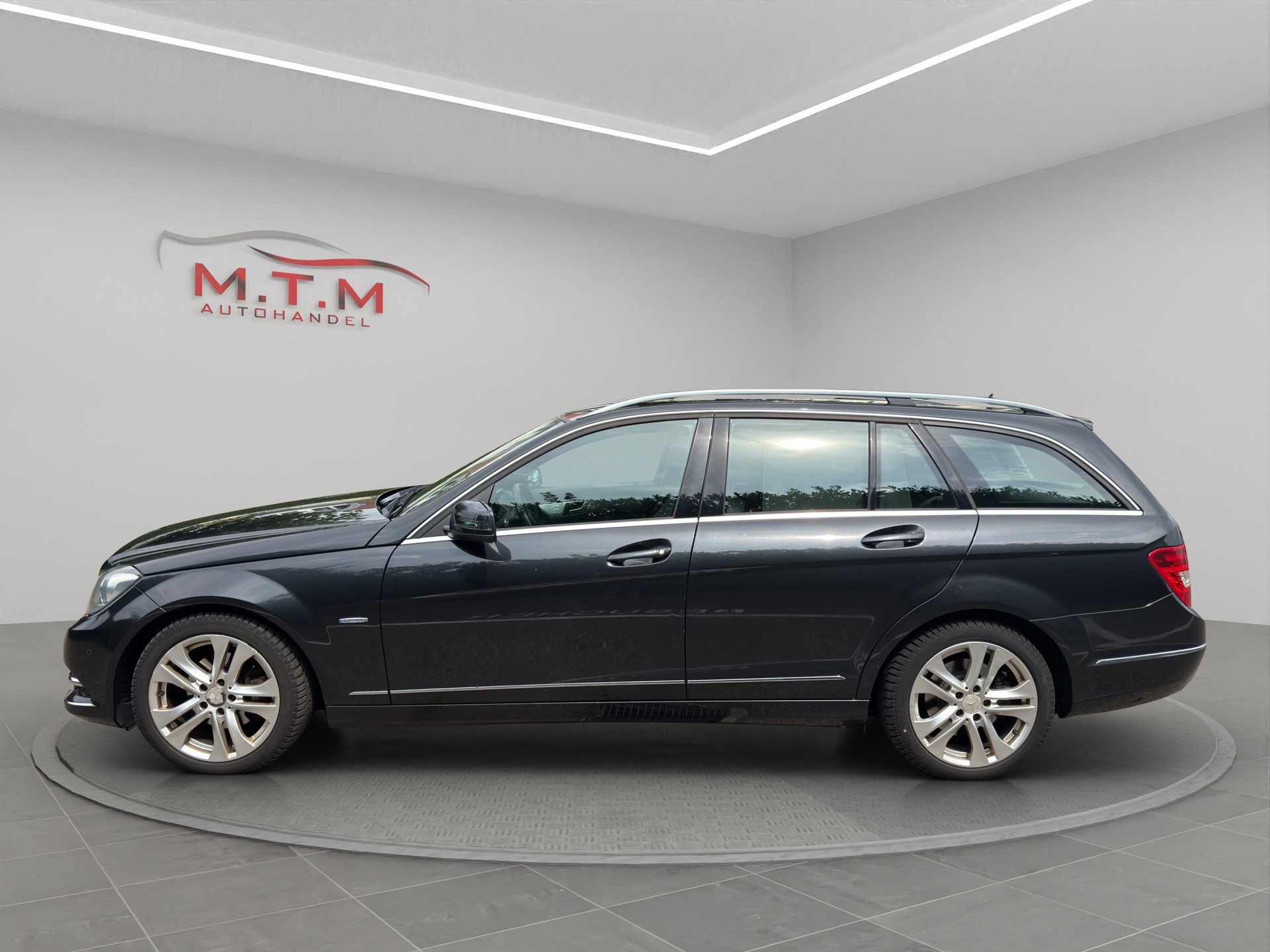 MERCEDES-BENZ C 250 CDI Avantgarde 4Matic 7G-Tronic-image-7