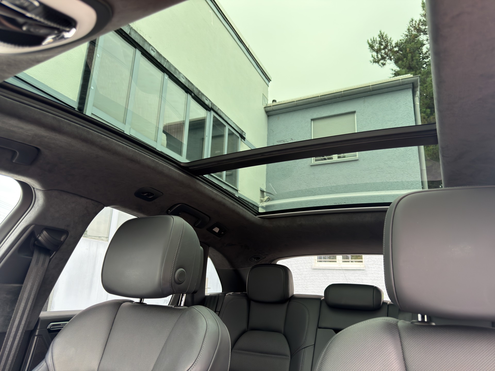 PORSCHE Macan 3.6 V6 Turbo-image-15