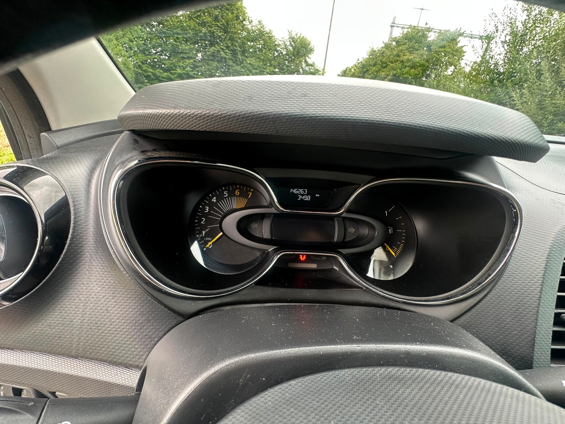 RENAULT Captur 1.2 T Helly Hansen EDC-image-8