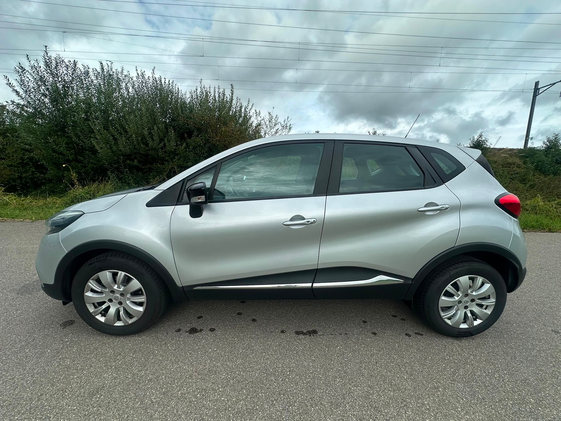 RENAULT Captur 1.2 T Helly Hansen EDC-image-6