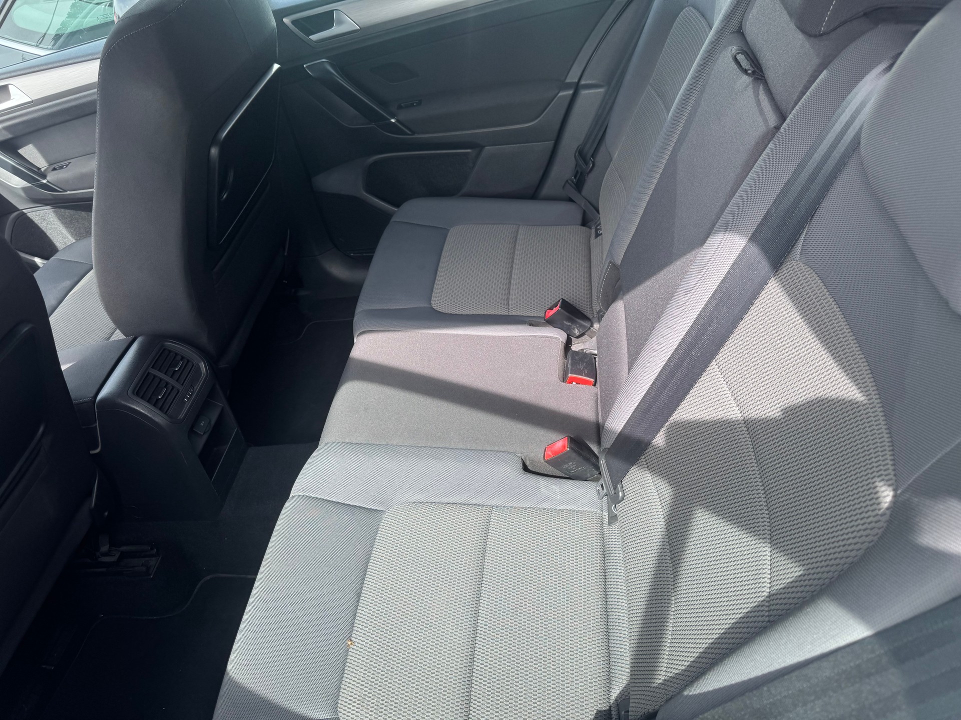 VW Golf Sportsvan 1.4 TSI Sport DSG-image-5