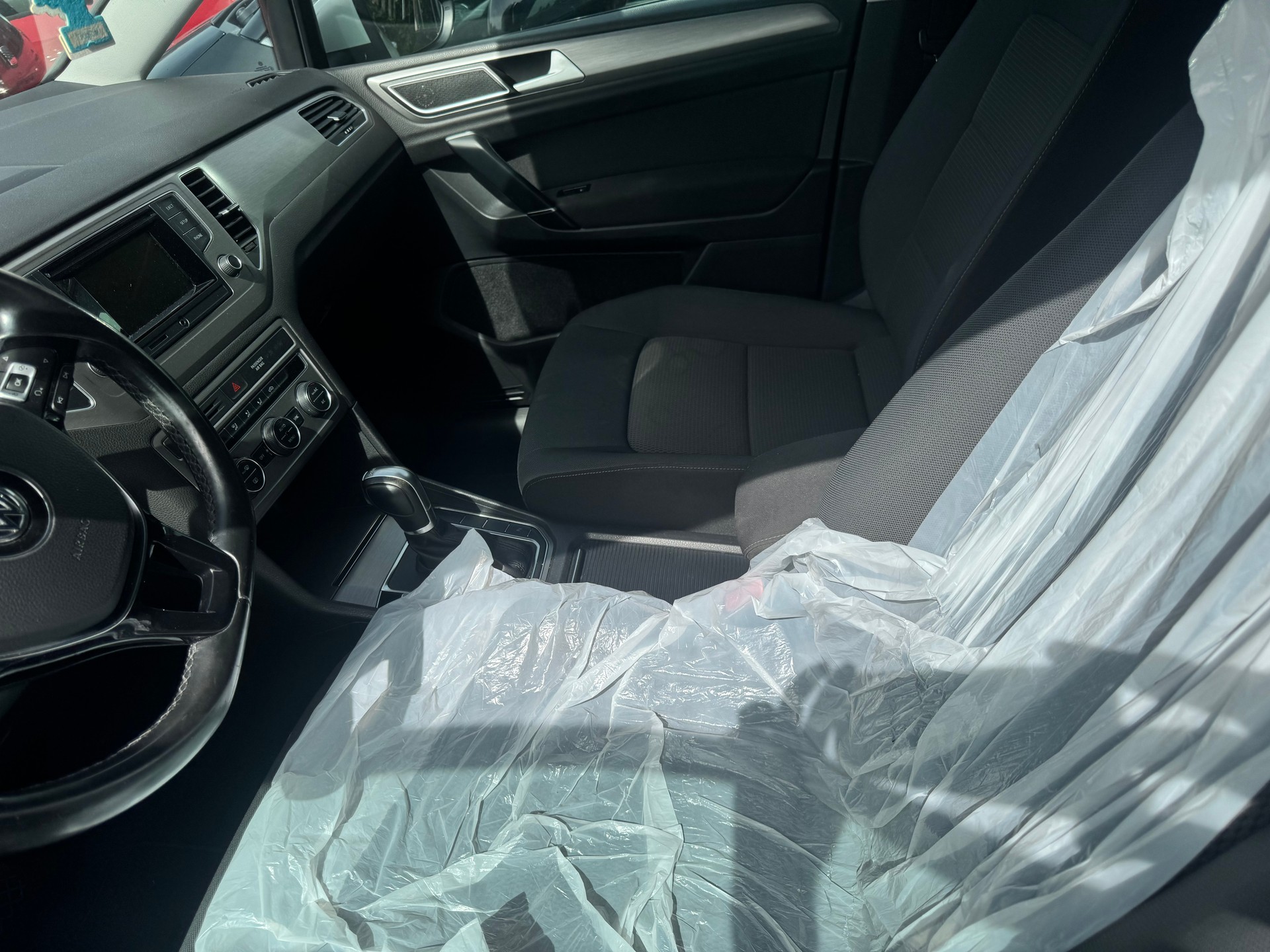 VW Golf Sportsvan 1.4 TSI Sport DSG-image-2