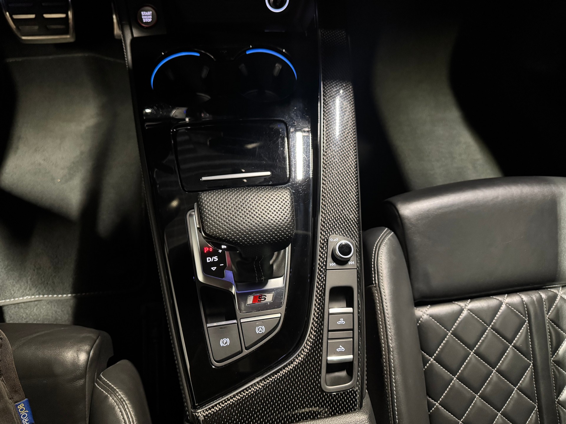 AUDI S5 Cabriolet 3.0 TFSI quattro tiptronic(29)(M)-image-21