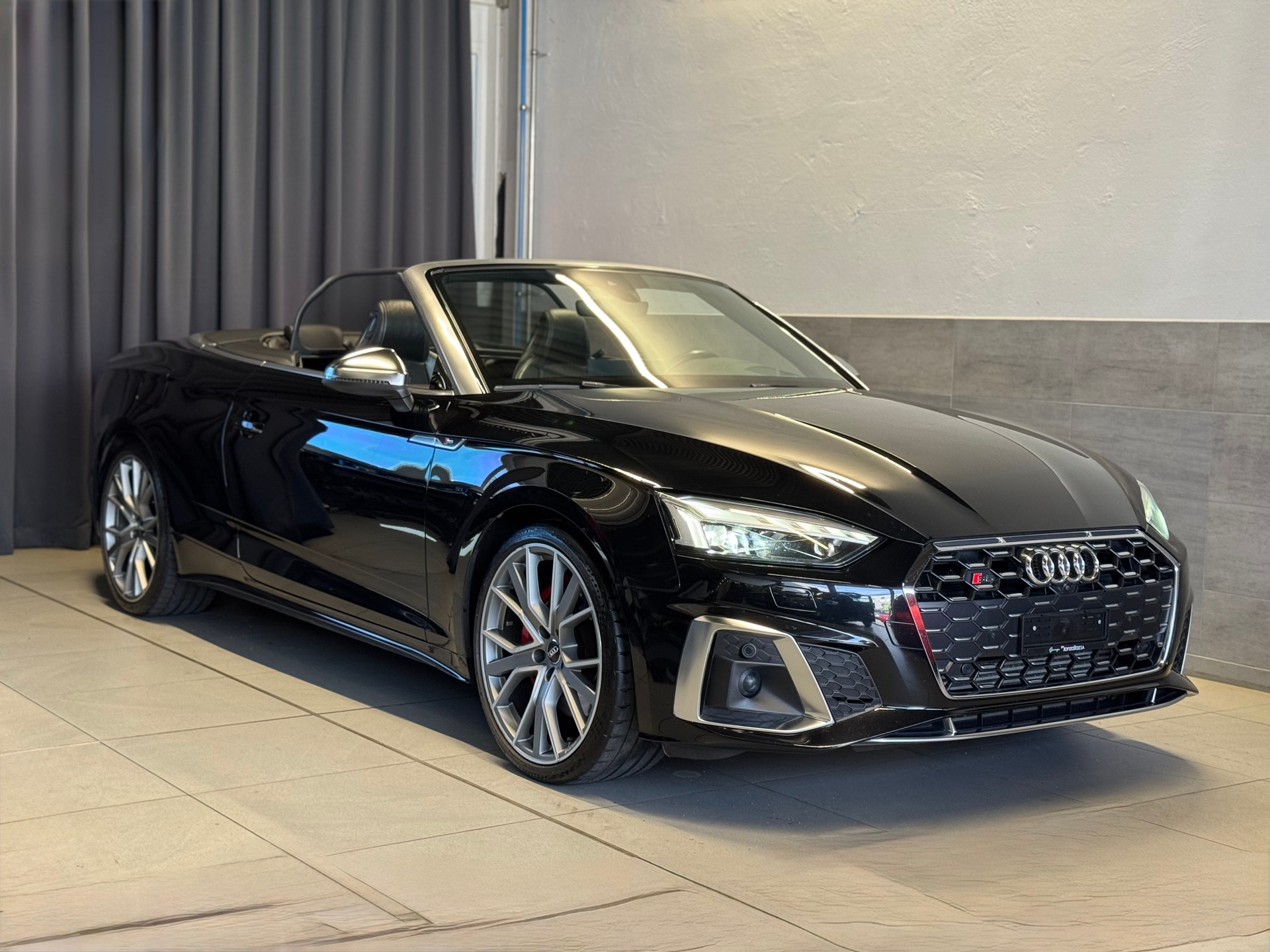 AUDI S5 Cabriolet 3.0 TFSI quattro tiptronic(29)(M)-image-9