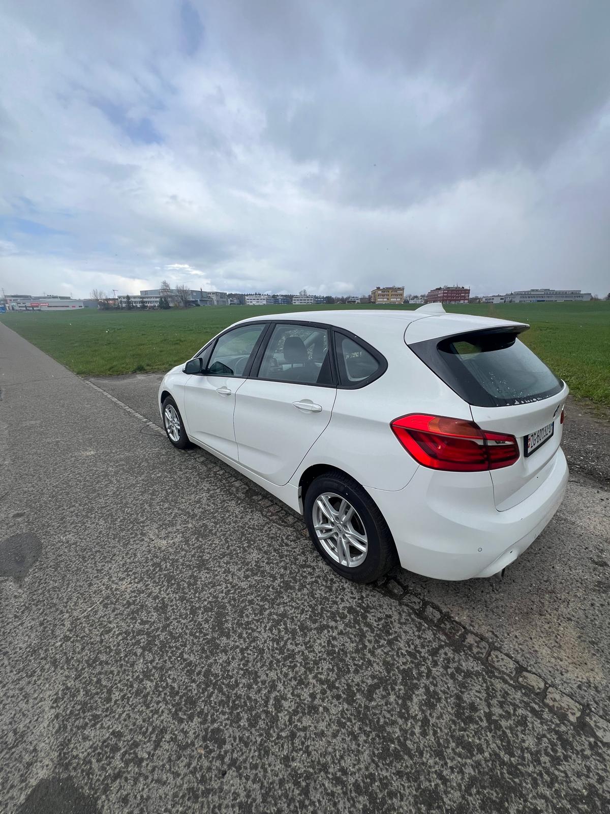 BMW 216d Active Tourer DKG-image-3