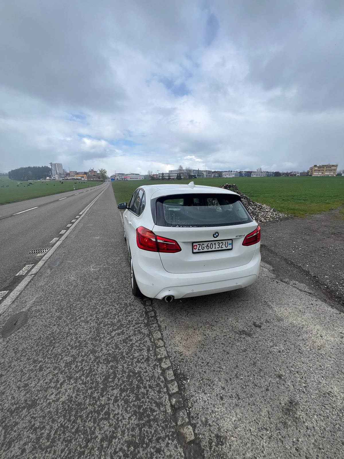 BMW 216d Active Tourer DKG-image-4