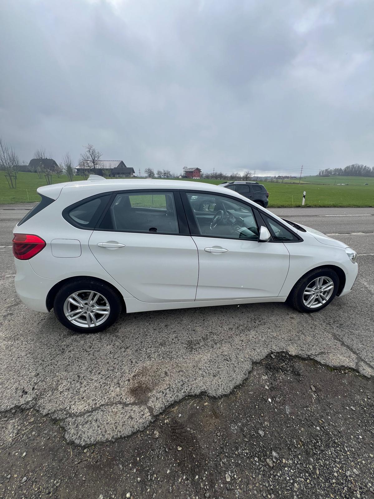 BMW 216d Active Tourer DKG-image-7