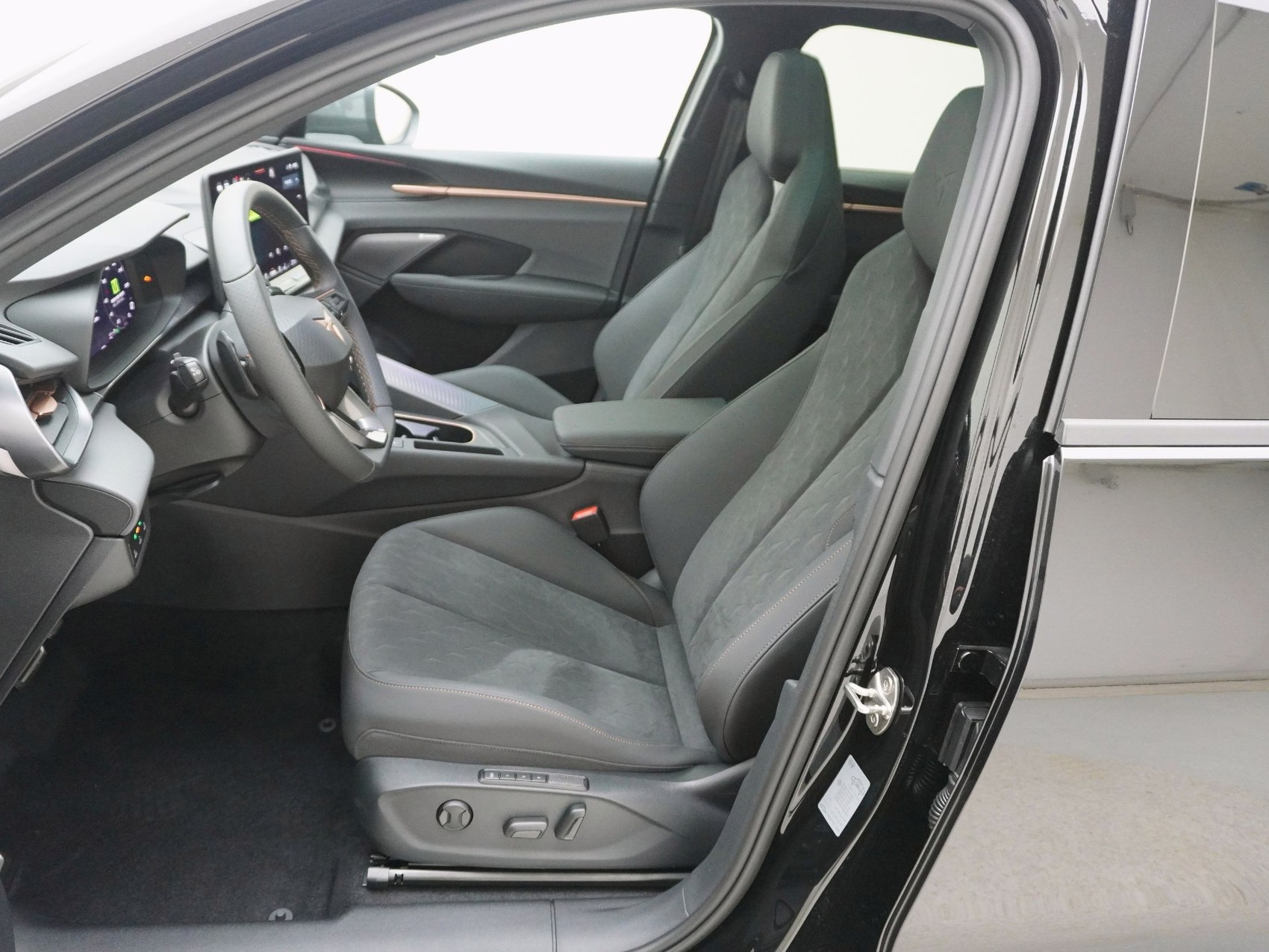 CUPRA Terramar 2.0 TSI VZ 4Drive DSG-image-13